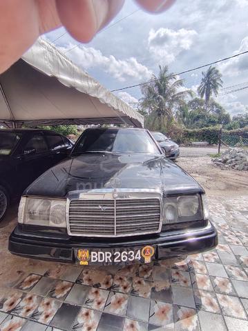 1995 Mercedes Benz 230E 2.3 W124 (A) - 1