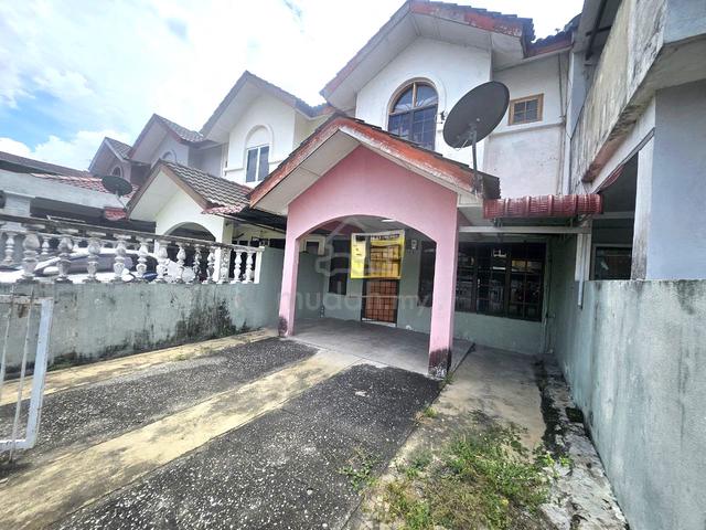 FULL LOAN PRICE REDUCED! PUCHONG PERDANA 2 STOREY HOUSE For Sale 1
