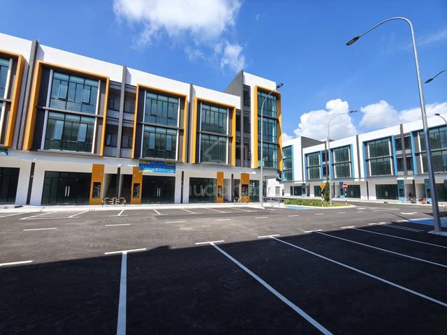 For Rent Permas Avenue,Permas Jaya - 3 storey shoplot - Brand New 1