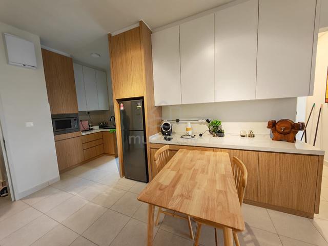 Residensi Max 1