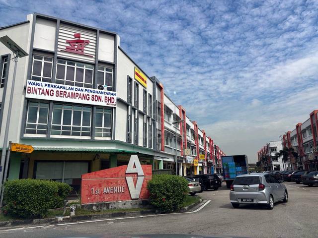 Bukit Dahlia Pasir Gudang 3 Storey Shoplot CORNER LOT For Sale ROI 4% 1