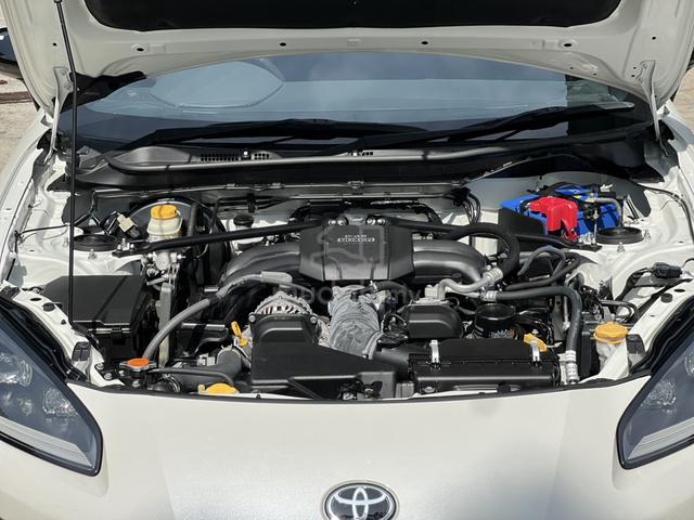 JAPAN UNREG 2022 Toyota GR86 2.4 MT SPEC SZ COUPE - 4