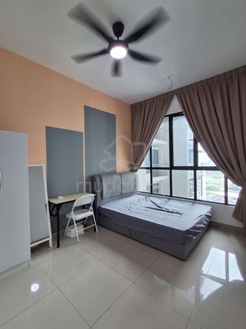 Master Room @Lavile Residence Maluri Cheras (Walk to MRT &LRT Maluri) 1