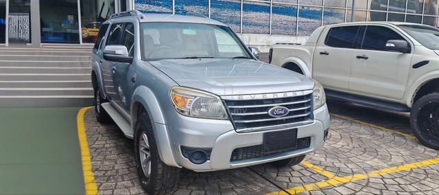 2009 Ford EVEREST 2.5 XLT 4x4 FACELIFT (M) - 4