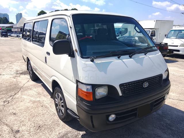 2001 Toyota HIACE (M) Window Van Low Roof - 3
