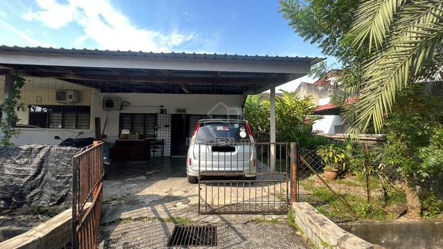 single storey house with small land in gopeng 1