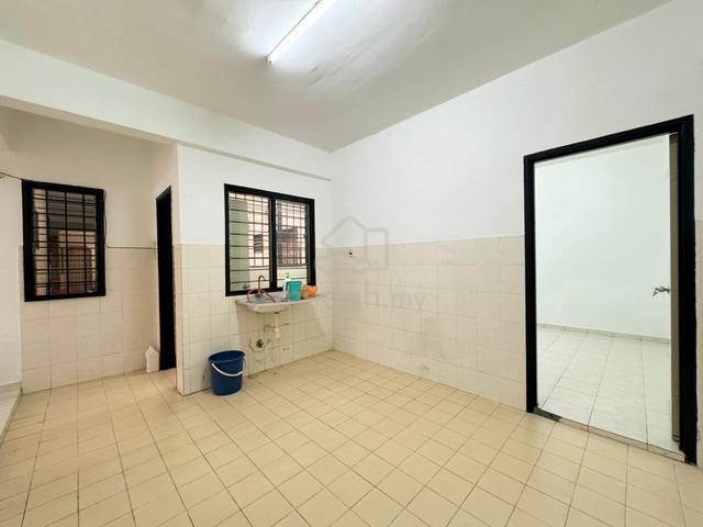 Hata Square Apartment 1