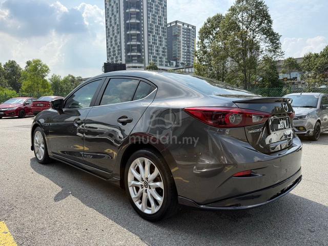 2015 LOAN KEDAI Mazda 3 SKYACTIV 2.0 SUNROOF (A) - 4