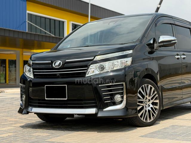 2016 Toyota VOXY 2.0 ZS KIRAMEKI (A) - 3