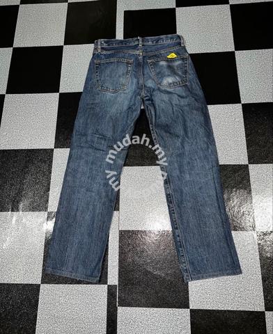 seluar jeans uniqlo - Clothes for sale 