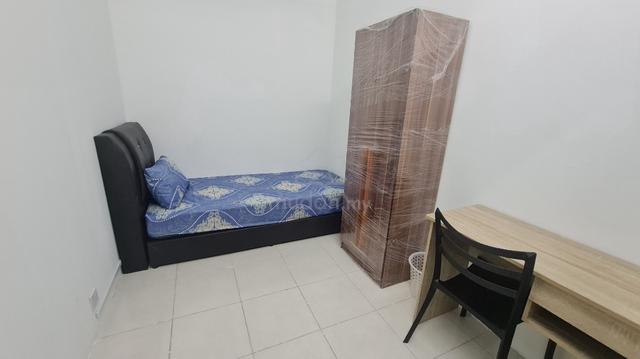 NICE SINGLE ROOM FULLY FURNISHED @ Laman Haris @ Puncak Alam 1