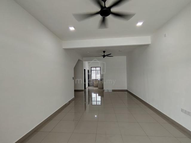 Bandar Dato Onn (Perjiranan 14), 2sty Terrace, Partly Furnished, Gated 1