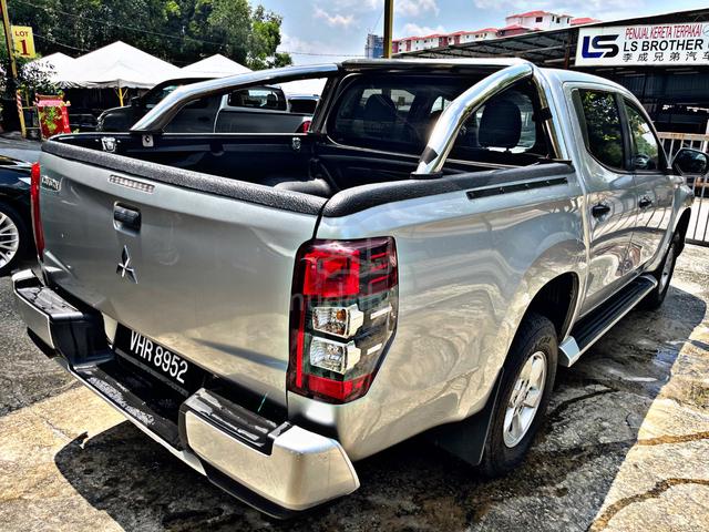 2022 Mitsubishi TRITON 2.4 VGT (A)FULLSERVICERECOD - 4