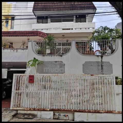Semi-detached House for Sale 1