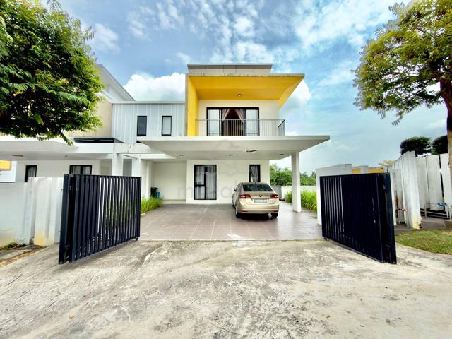 Semi D 3 Storey Twin Palms, Taman Bukit Palma Bandar Sungai Long, 1