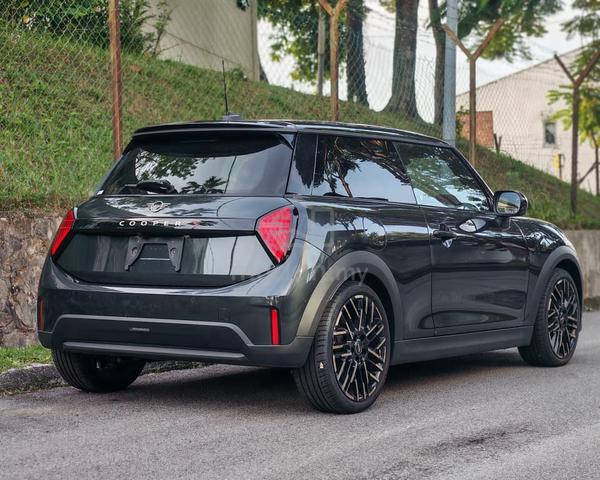 SUPERB FULL SPEC MINI 2025 Mini COOPER 2.0 S F66 - 2