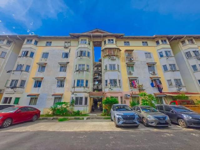 Impian Apartment 1