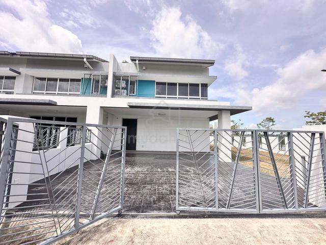 For RENT 2-STOREY SERENIA ARINA, SERENIA CITY SEPANG 1