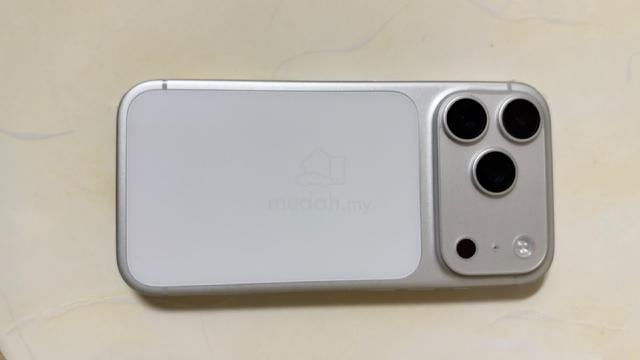Iphone 17 Pro - photo 5 of 5