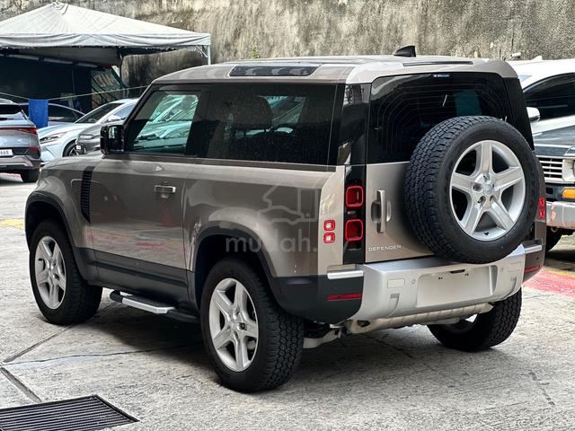 2023 RARE Land Rover DEFENDER 2.0 90 P300 SE - 4
