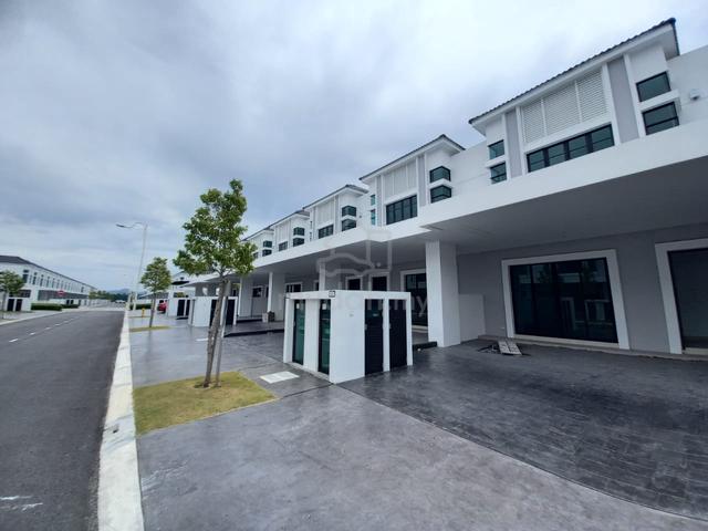 Eco Horizon Ashton Terrace 22x70 BATU KAWAN CAMDON EcoWorld Specialist 1