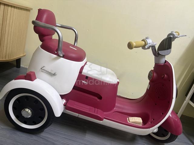 Scooter for kids - photo 2 of 6