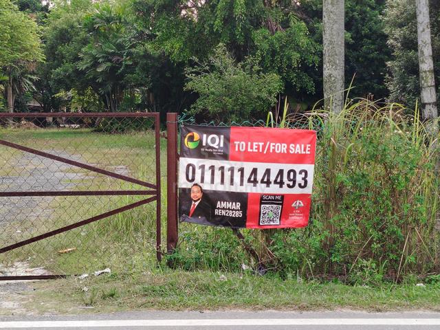Tanah Tepi Jalan di Kg Kubu Gajah 1