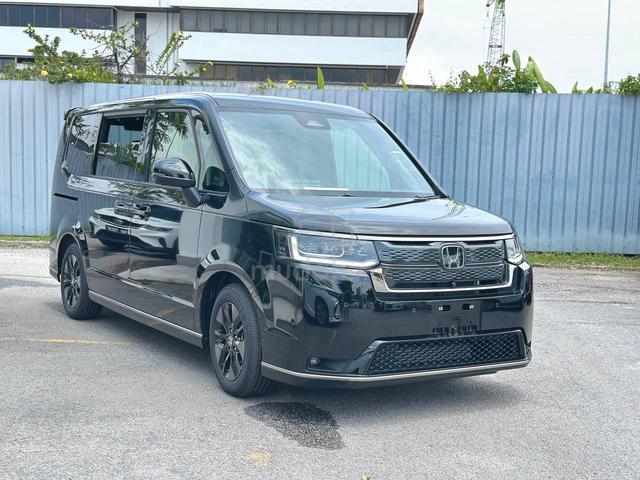 *New Car Mileage* 2023 Honda STEPWAGON 1.5T - 1