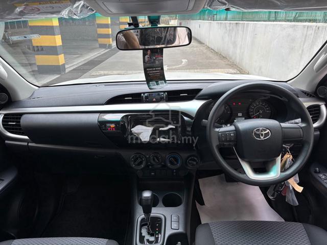 2026 Toyota HILUX 2.4 E (READY STOCK) - 4