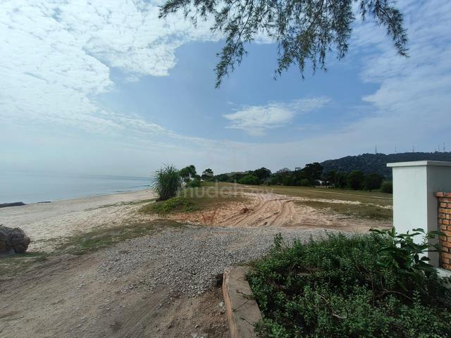 Freehold Seaside Land for Sale @ Pantai Pelindung, Kuantan | 1.03 Acre 1