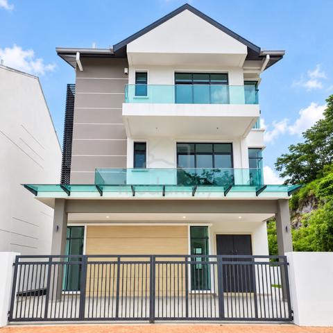 Non Bumi Below SPA 3 Storey Bungalow Foresthill Damansara Perdana PJ 1