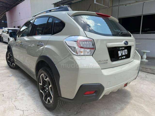 Subaru XV 2.0 AWD l Year 2017 l Leather Seats - 2