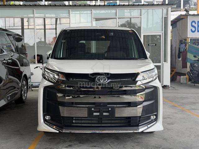 2022 Toyota NOAH 2.0 S-G - 1