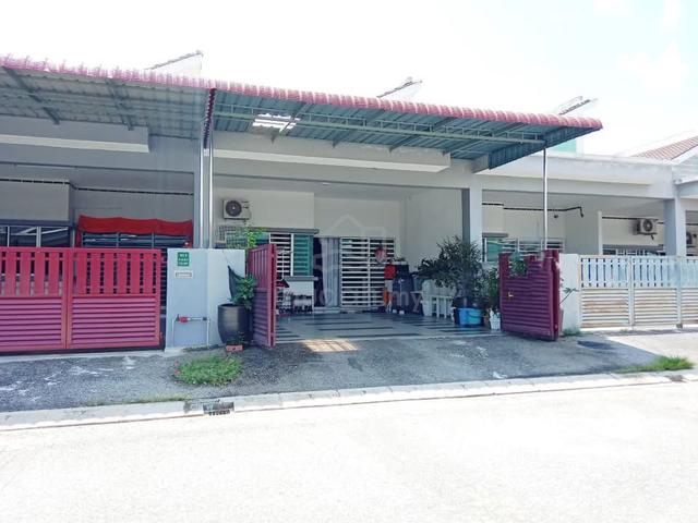 Teres Cantik Dan kemas untuk Dijual di Taman Pusing Delima Pusing 1