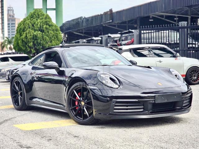 2021 Porsche 911 CARRERA S 3.0L Low Mileage - 2