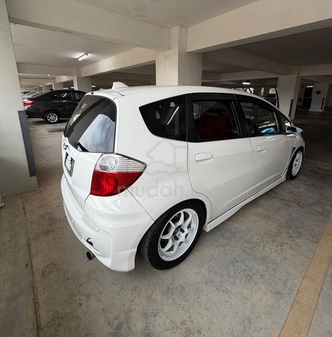 2014 Honda JAZZ 1.5 FACELIFT (A) - 2