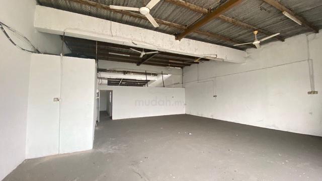 Tampoi factory rent 1