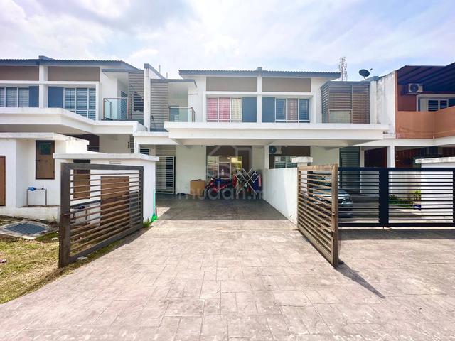 Double Storey kampung selangor , Extended Kitchen 1