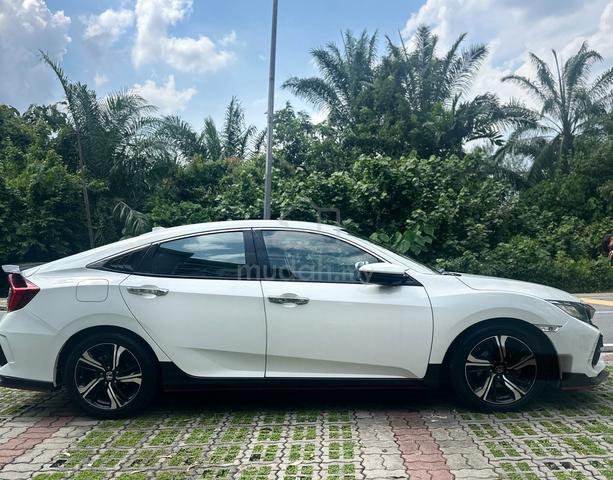 2018 Honda CIVIC 1.5 TC (A) - 1
