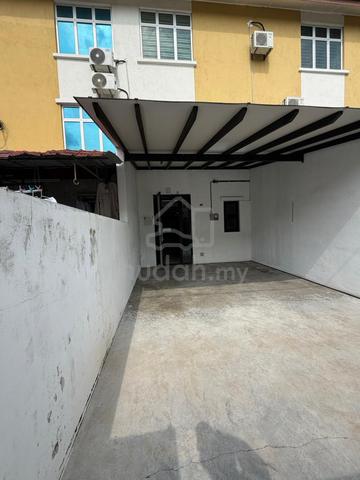 Masai Taman Megah Ria Jalan Bayan 2.5 Storey Terrace House 1