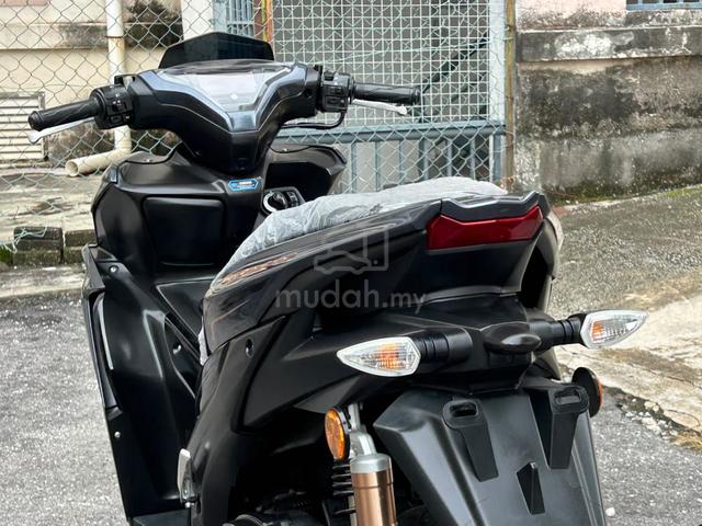 2024 YAMAHA NVX V2 NVX ABS NVX 155 1Owner LIKE NEW - photo 11 of 23
