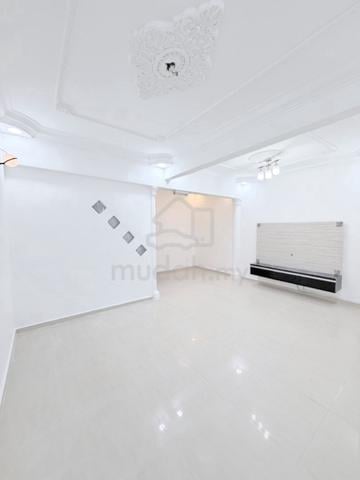 Jalan Ledang,Taman Bukit Tiram, Ulu Tiram, Double Terrace 1