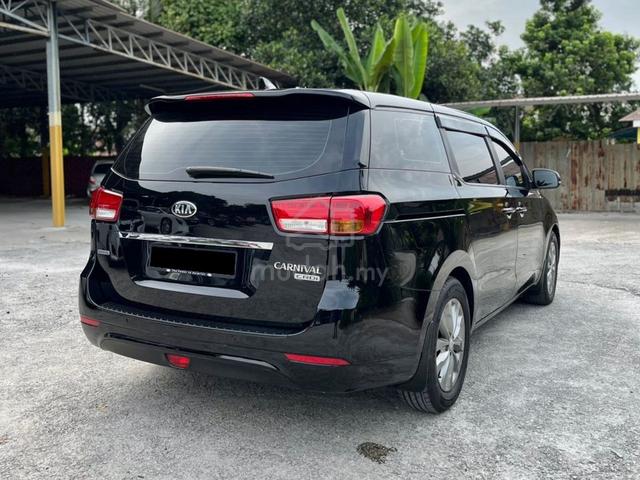 LKDAI 2017 Kia GRAND CARNIVAL 2.2 KX 2PDoor H/SPEC - 5
