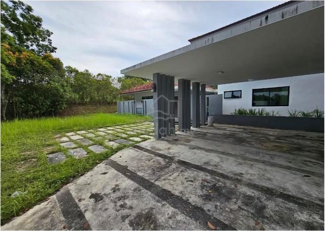 Ledang Heights @ Nusajaya β Double Storey Bungalow with Pool 1