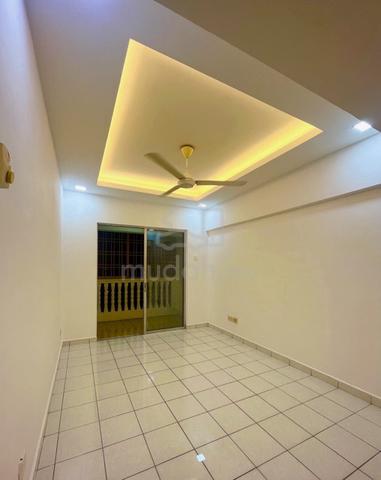 Sri Lavender Apartment 1