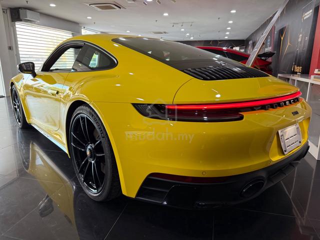 2024 Porsche 911 3.0 CARRERA GTS (A) - 4