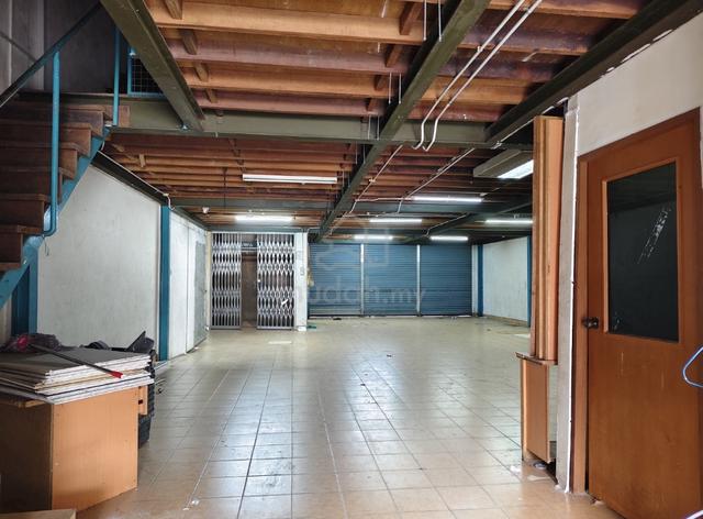 Kolombong Warehouse Shoplot | Kian Yap Light Industrial Estate| Inanam 1