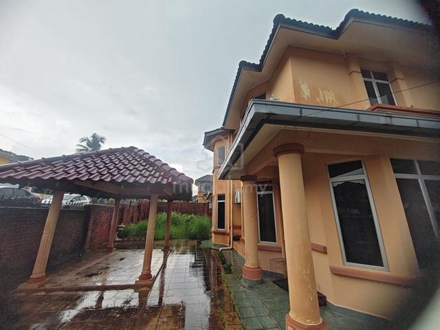 Taman Tasik Semenyih Double storey bangalow house for rent 1
