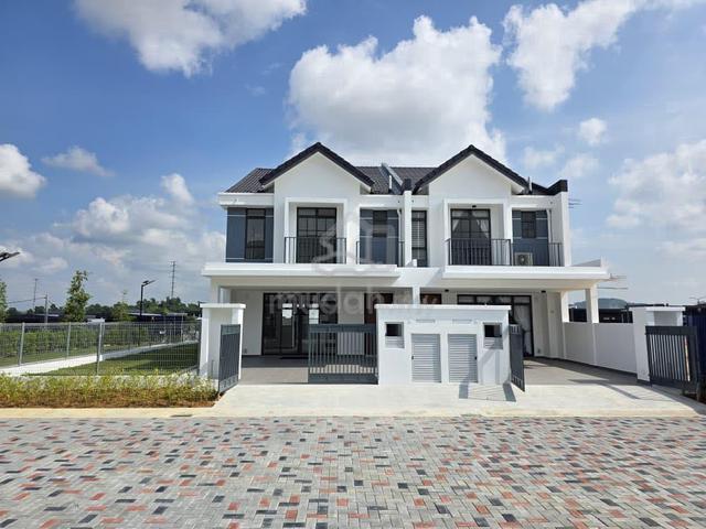 Owner Move To Sarawak【SEMI D DOUBLE STOREY 30’x85’ 】In Putrajaya 1