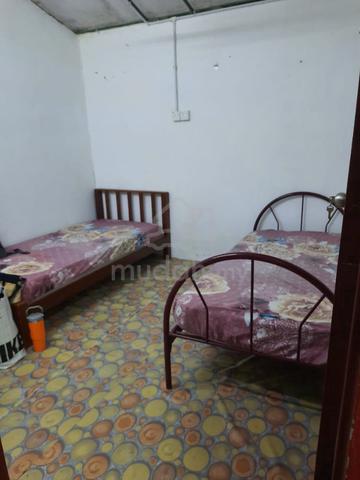 Rumah Sewa Bulanan Utk 2 Bilik D Sg Udang 1